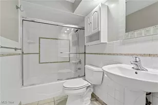 12900 Lake Ave, Oakwood, OH 44107 - Photo 20