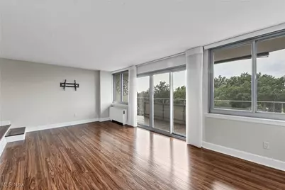 12900 Lake Avenue #820, Oakwood, OH 44107 - Photo 14