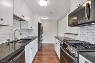 12900 Lake Ave, Oakwood, OH 44107 - Photo 16