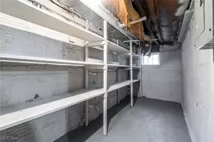 312 Upland Ave, Akron, OH 44301 - Photo 24