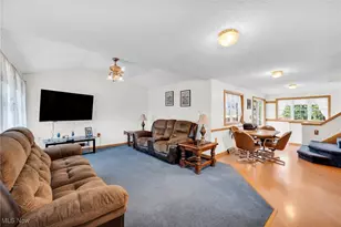 9373 Murray Ridge Rd, Elyria, OH 44035 - Photo 4