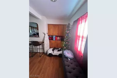 617 Moreley Avenue, Akron, OH 44320 - Photo 6