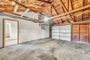 1931 Mark Dr, Lorain, OH 44052 - Photo 32