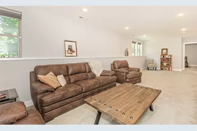8086 Canyon Ridge, Chagrin Falls, OH 44023 - Photo 24