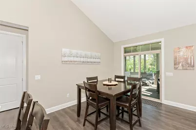 8086 Canyon Ridge, Chagrin Falls, OH 44023 - Photo 8