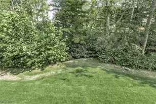 8086 Canyon Ridge, Chagrin Falls, OH 44023 - Photo 38