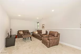 8086 Canyon Ridge, Chagrin Falls, OH 44023 - Photo 26