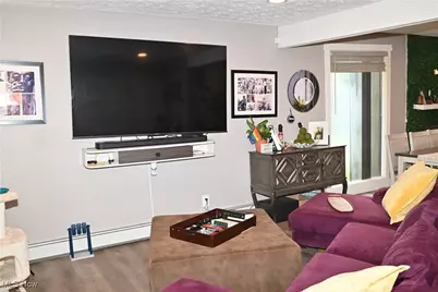 1561 Treetop Trail #B, Akron, OH 44313 - Photo 2