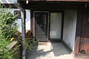 896 Whitepine Dr, Akron, OH 44313 - Photo 2