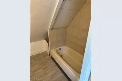 1226 Logan Avenue NW, Canton, OH 44703 - Photo 12