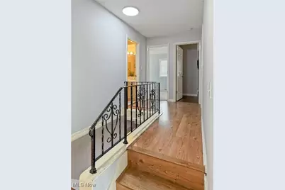 1036 Winhurst Drive, Akron, OH 44313 - Photo 10