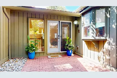 504-9 Concord Downs Circle #9, Aurora, OH 44202 - Photo 4