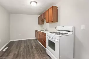 1174 Bryce Ave, Aurora, OH 44202 - Photo 2