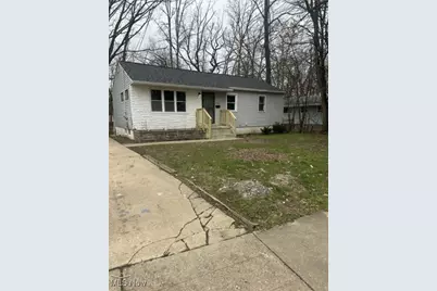 1326 Pontiac Avenue, Akron, OH 44307 - Photo 1