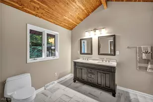 8405 Lucerne Dr, Chagrin Falls, OH 44023 - Photo 30