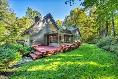 8405 Lucerne Drive, Chagrin Falls, OH 44023 - Photo 10