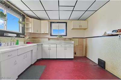 1026 East 16th Street, Ashtabula, OH 44004 - Photo 6