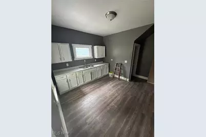 411 Eddy Road, Loveland, OH 44108 - Photo 2