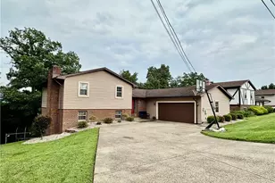 24 Oak Cir, Parkersburg, WV 26101 - Photo 2