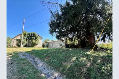 1960 Broadway Street, Stockport, OH 43787 - Photo 14