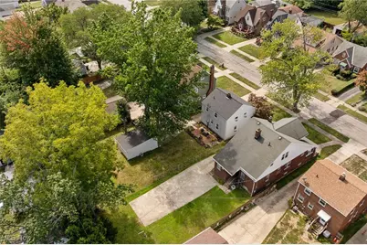 273 E 208th Street, Euclid, OH 44123 - Photo 12