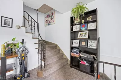 2108 S Belvoir Boulevard, South Euclid, OH 44121 - Photo 4