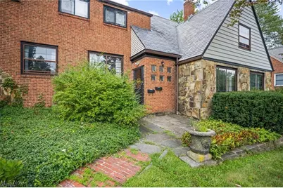 2108 S Belvoir Boulevard, South Euclid, OH 44121 - Photo 2