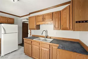 427 S Union Ave, Alliance, OH 44601 - Photo 34