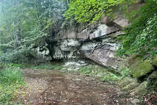 200 Frakes Rd, Lower Salem, OH 45745 - Photo 10