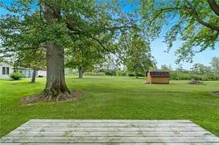 2350 E Sand Rd, Port Clinton, OH 43452 - Photo 38