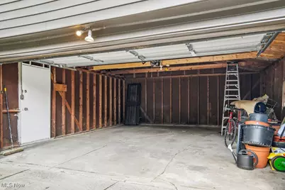 17725 Scottsdale Boulevard, Huber Heights, OH 44122 - Photo 28