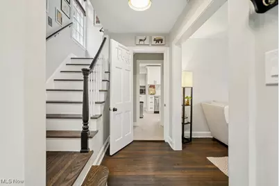 17725 Scottsdale Boulevard, Huber Heights, OH 44122 - Photo 4