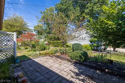 30209 Oakdale Road, Willowick, OH 44095 - Photo 6