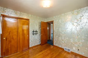 30209 Oakdale Rd, Willowick, OH 44095 - Photo 20