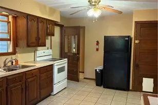 3060 Erie Ave NW, Massillon, OH 44646 - Photo 4