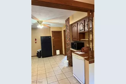 3060 Erie Avenue NW, Massillon, OH 44646 - Photo 16