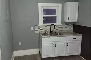 1007 Dewalt Ave NW, Canton, OH 44703 - Photo 8