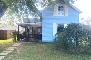 1106 E Walnut St, Lancaster, OH 43130 - Photo 2