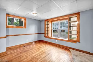 1107 W Wilbeth Rd, Akron, OH 44314 - Photo 38