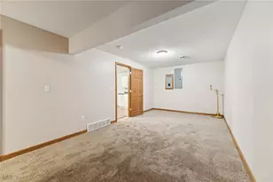 40000 Myrtle Ct, Elyria, OH 44035 - Photo 30