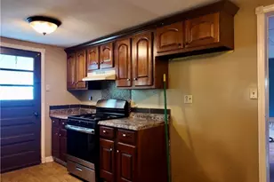 57950 Kilgore St, Bellaire, OH 43906 - Photo 4