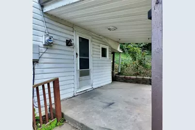 57950 Kilgore Street, Bellaire, OH 43906 - Photo 2