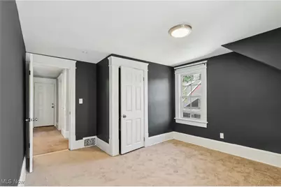 413 Crestwood Avenue, Akron, OH 44302 - Photo 20