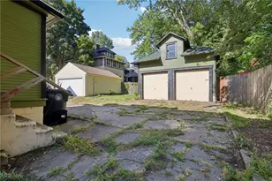 413 Crestwood Ave, Akron, OH 44302 - Photo 40