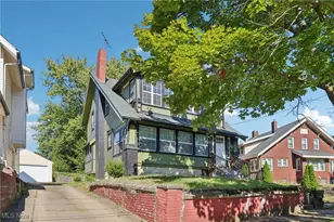 413 Crestwood Ave, Akron, OH 44302 - Photo 2