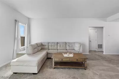 1544 Gate House Street NE, Canton, OH 44721 - Photo 10