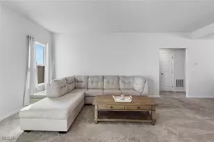 1544 Gate House Street NE, Canton, OH 44721 - Photo 10