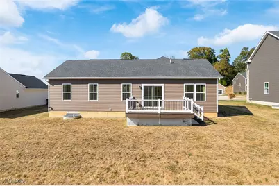 1544 Gate House Street NE, Canton, OH 44721 - Photo 4