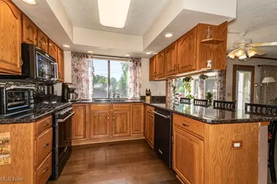 34840 Aspen Wood Lane, Willoughby, OH 44094 - Photo 8