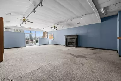 361 E Main Street, Alliance, OH 44601 - Photo 10